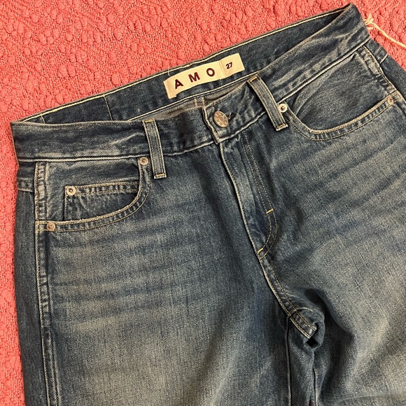 AMO Sabine Cuff Jeans - Twin Flame - defect/mark on leg - Picture 3 of 6